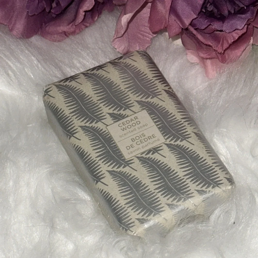 FRINGE Cedarwood Luxury Triple Milled Luxury Soap Cedar Wood Scent NEW